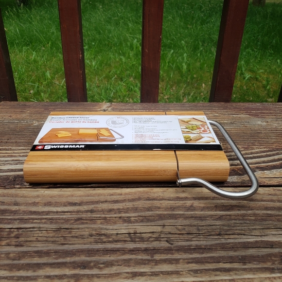 SWISSMAR Bamboo Cheese Serving Board with Stainless Steel Blade (Cheese Slicer) - Picture 5 of 14